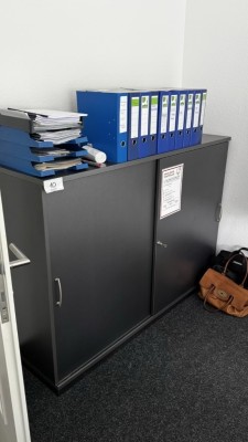 Bild 5590.10 => 1 Aktenschiebetürenschrank - Abholung nach Freigabe −