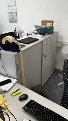 Bild 5590.38 => 1 Aktenschiebetürenschrank - Abholung nach Freigabe −