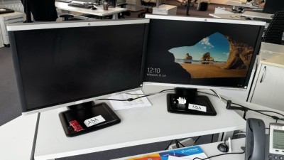 Bild 5590.151 => 2 Widescreen-TFT-Monitore HP