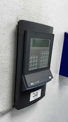 Bild 5590.268 => 1 Zeiterfassungsgerät PCS Intus 3000