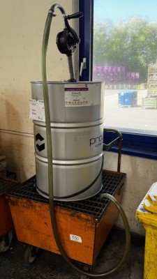 Bild 5590.330 => 1 Ölauffangwanne, fahrbar mit Handölfasspumpe