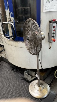 Bild 5590.370 => 1 Standventilator