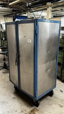 Bild 5590.376 => 1 Metallwerkzeugschrank, fahrbar