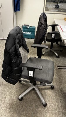 Bild 5590.459 => 2 Drehstühle mit Armlehnen