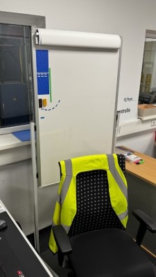 Bild 5590.475 => 1 Whiteboard Legamaster auf Ständer