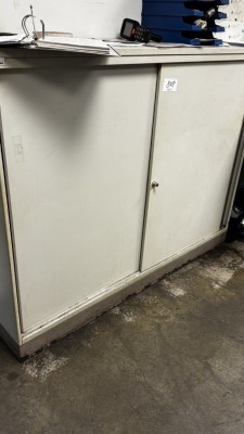 Bild 5590.848 => 1 Aktenschiebetürenschrank - Abholung nach Freigabe −