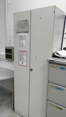 Bild 5590.914 => 1 Aktenschrank