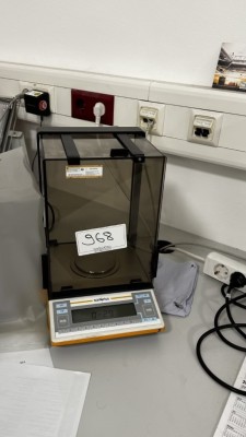 Bild 5590.968 => 1 Laborwaage Sartorius AC210S