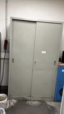 Bild 5590.986 => 1 Metallschiebetürenschrank
