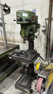 Bild 5590.1129 => 1 Säulenbohrmaschine Alzmetall