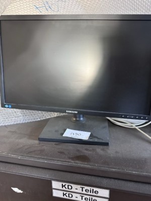 Bild 5590.1490 => 1 Widescreen-TFT-Monitor