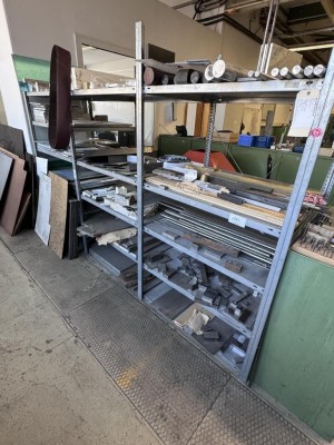Bild 5590.1582 => 1 Pos. Fachbodenregale, ca. 3 lfd. m, Stecksystem