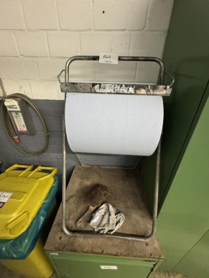 Bild 5590.1617 => 1 Papierabroller