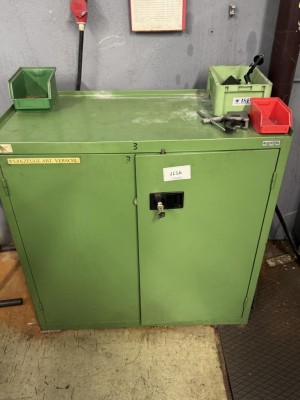 Bild 5590.1636 => 1 Metallwerkzeugschrank, niedrig