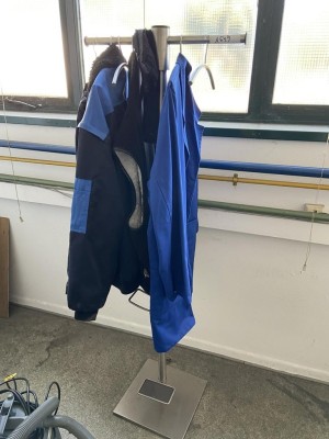Bild 5590.1649 => 1 Garderobenständer