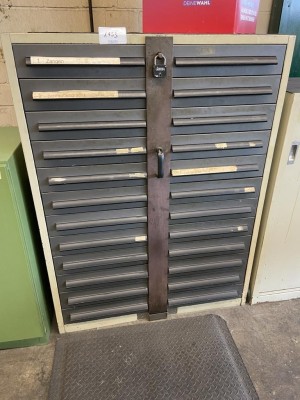 Bild 5590.1753 => 1 Metallwerkzeugschubladenschrank, 24-zugig (mit Inhalt)