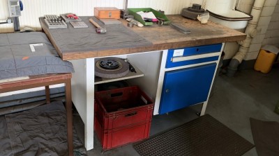 Bild 5590.1778 => 1 Werkbank