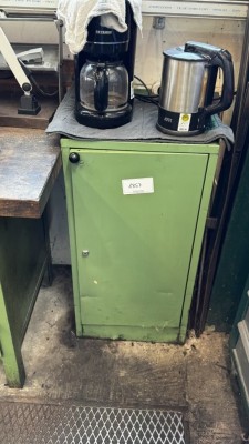 Bild 5590.1857 => 1 Metallwerkzeugschrank, niedrig