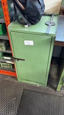 Bild 5590.1860 => 1 Metallwerkzeugschrank, niedrig