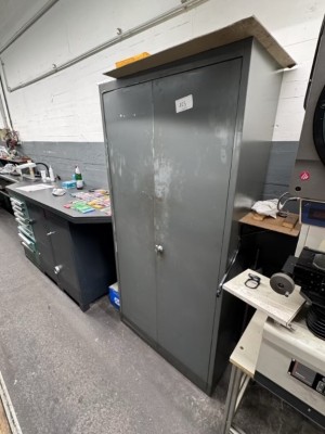 Bild 5646.123 => 1 Metallwerkzeugschrank