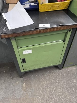 Bild 5646.144 => 1 Arbeitstisch mit Unterschrank