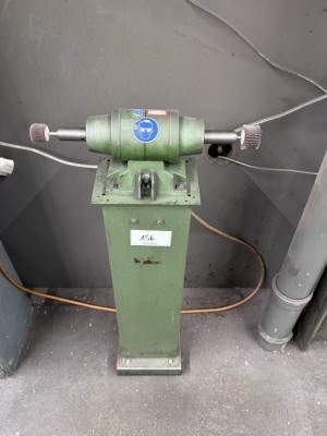 Bild 5646.156 => 1 Polierbock mit Standsäule