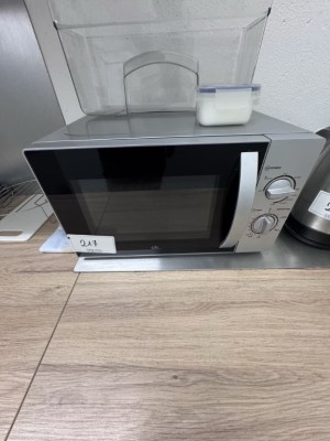Bild 5646.217 => 1 Mikrowelle OK