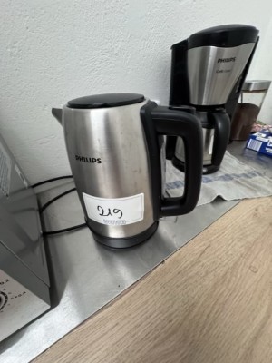 Bild 5646.219 => 1 Wasserkocher Philips