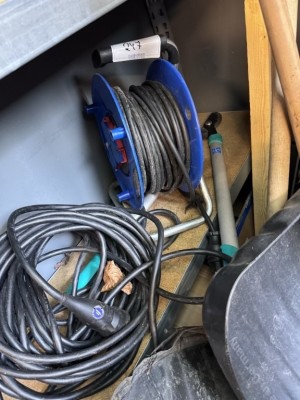Bild 5646.247 => 1 Kabeltrommel