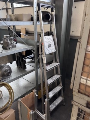 Bild 5646.269 => 1 Alu-Klappleiter Hailo