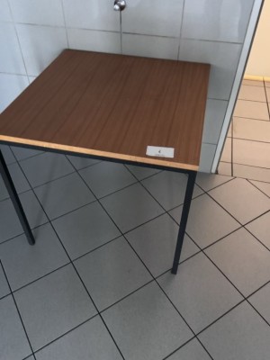 Bild 5589.6 => 1 Tisch