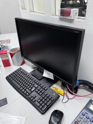Bild 5589.46 => 1 Widescreen-TFT-Monitor Samsung