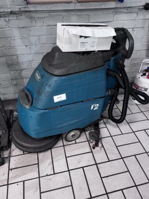 Bild 5589.105 => 1 Scheuersaugmaschine Tennant T2