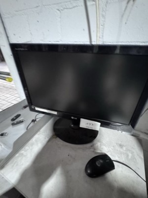 Bild 5589.137 => 1 Widescreen-TFT-Monitor LG