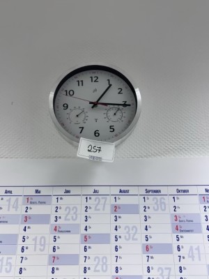 Bild 5646.257 => 1 Wanduhr