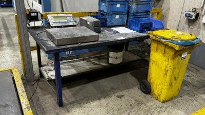 Bild 5590.999 => 1 Arbeitstisch