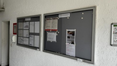 Bild 5590.1146 => 2 Wandschaukästen